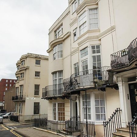 Between Piers - Central- By Brighton Holiday Lets Экстерьер фото